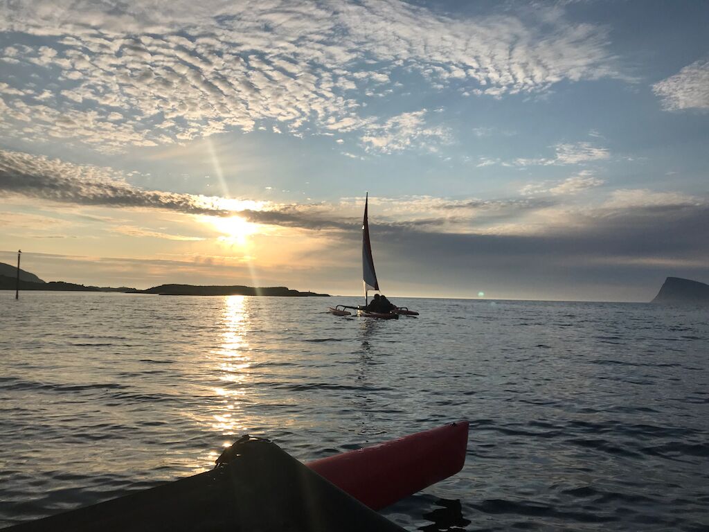 Midnight Sun in Hobie kayaks Sommarøy Tromsø - Image 9