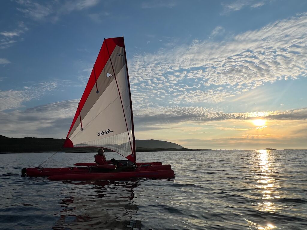 Midnight Sun in Hobie kayaks Sommarøy Tromsø - Image 13